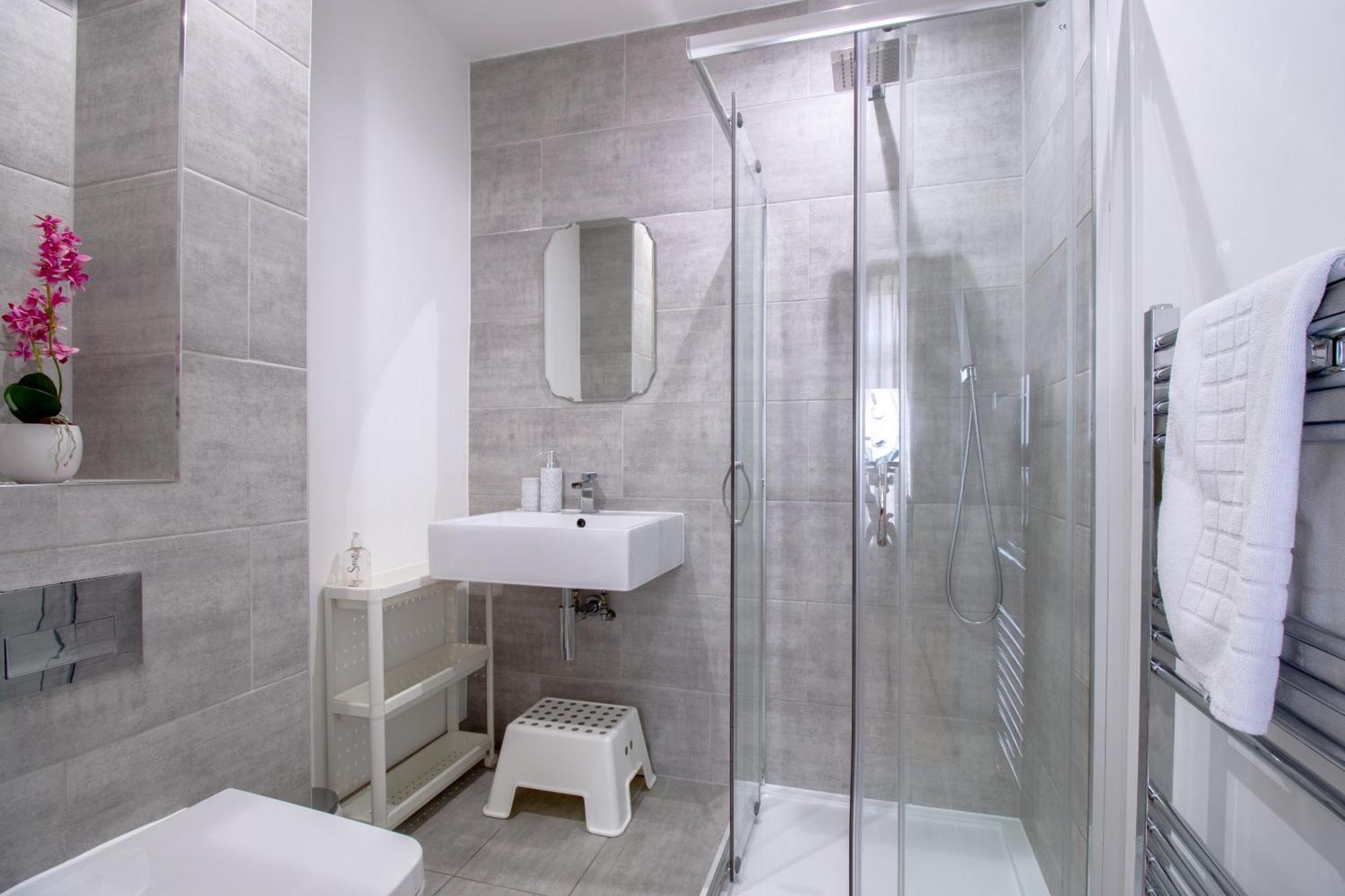 Spacious 4Br House, 2 En Suites With Garden & On-Site Parking Maidstone Zewnętrze zdjęcie