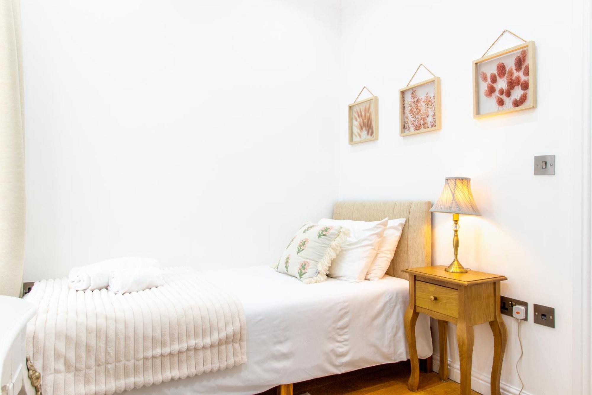 Spacious 4Br House, 2 En Suites With Garden & On-Site Parking Maidstone Zewnętrze zdjęcie